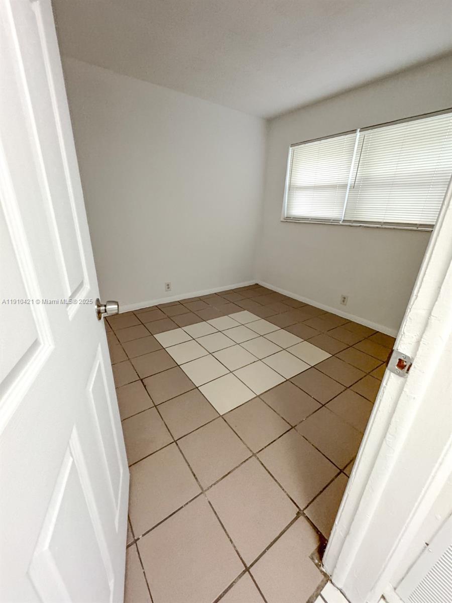 WASHINGTON PARK FOURTH AD - Residential Lease