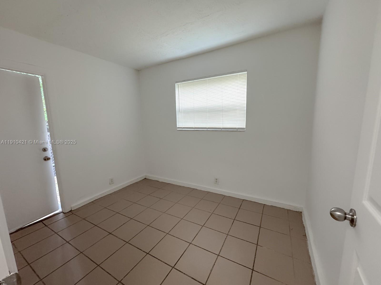 WASHINGTON PARK FOURTH AD - Residential Lease