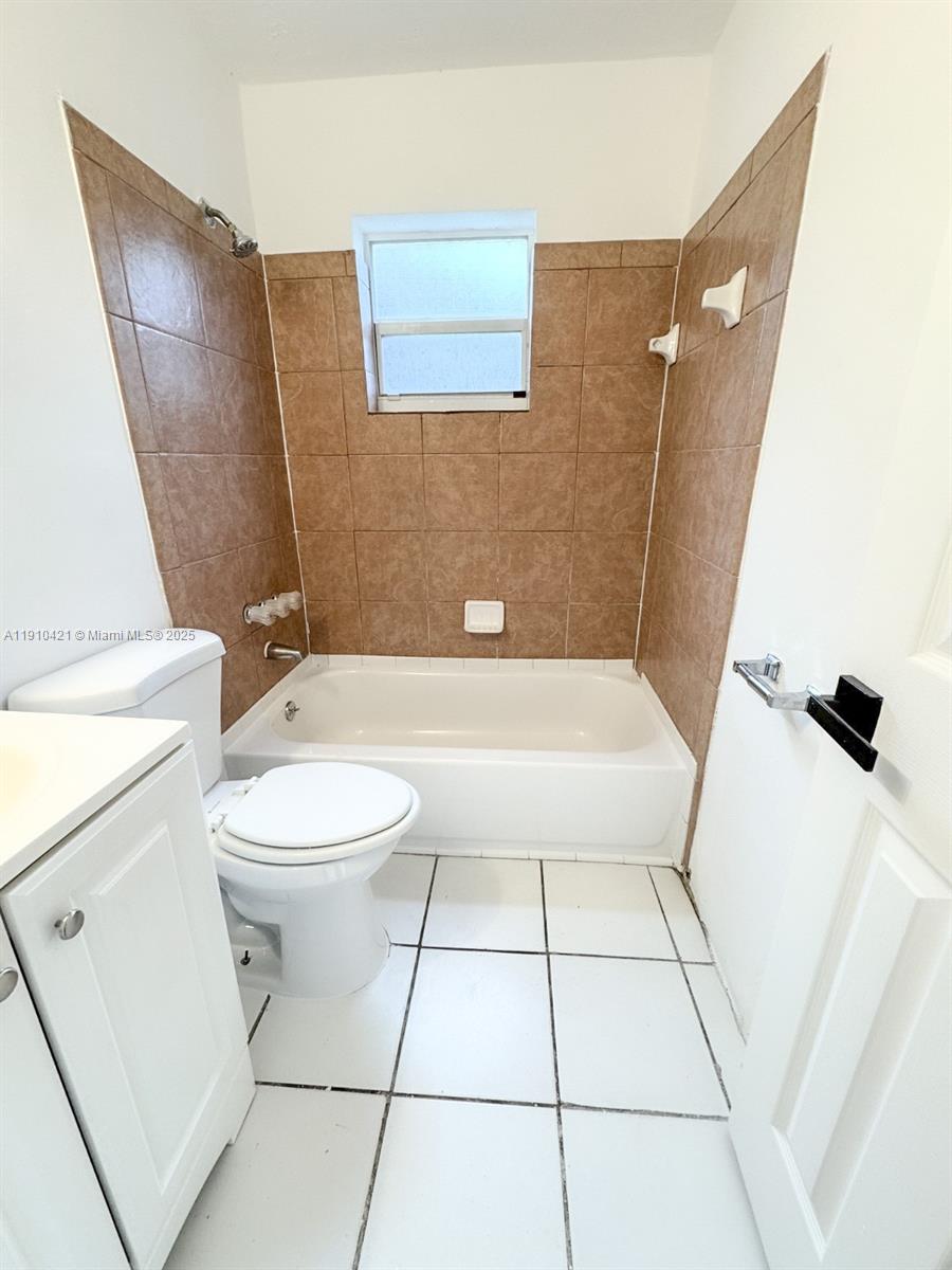 WASHINGTON PARK FOURTH AD - Residential Lease