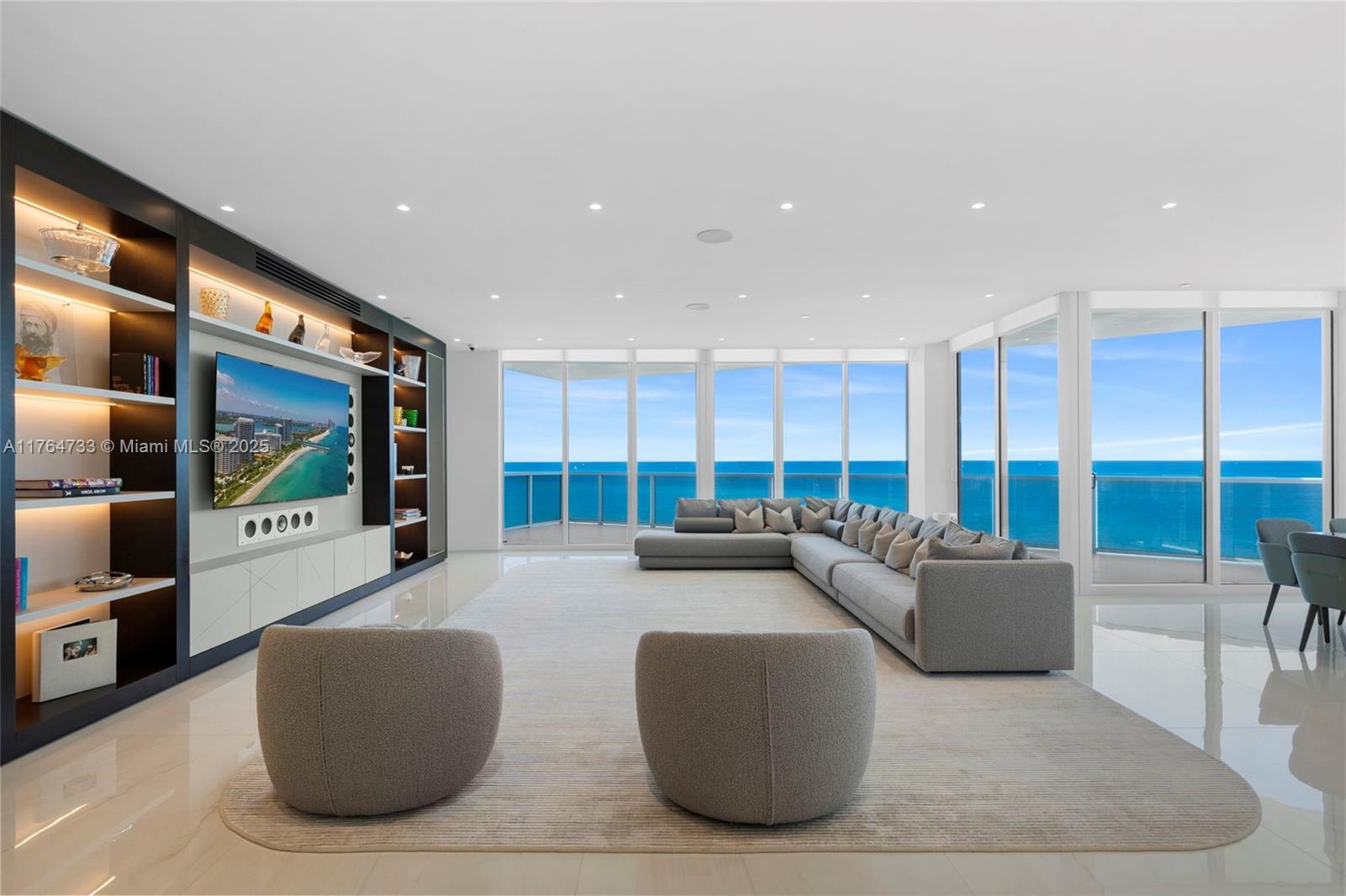 10225 Collins Ave 1402