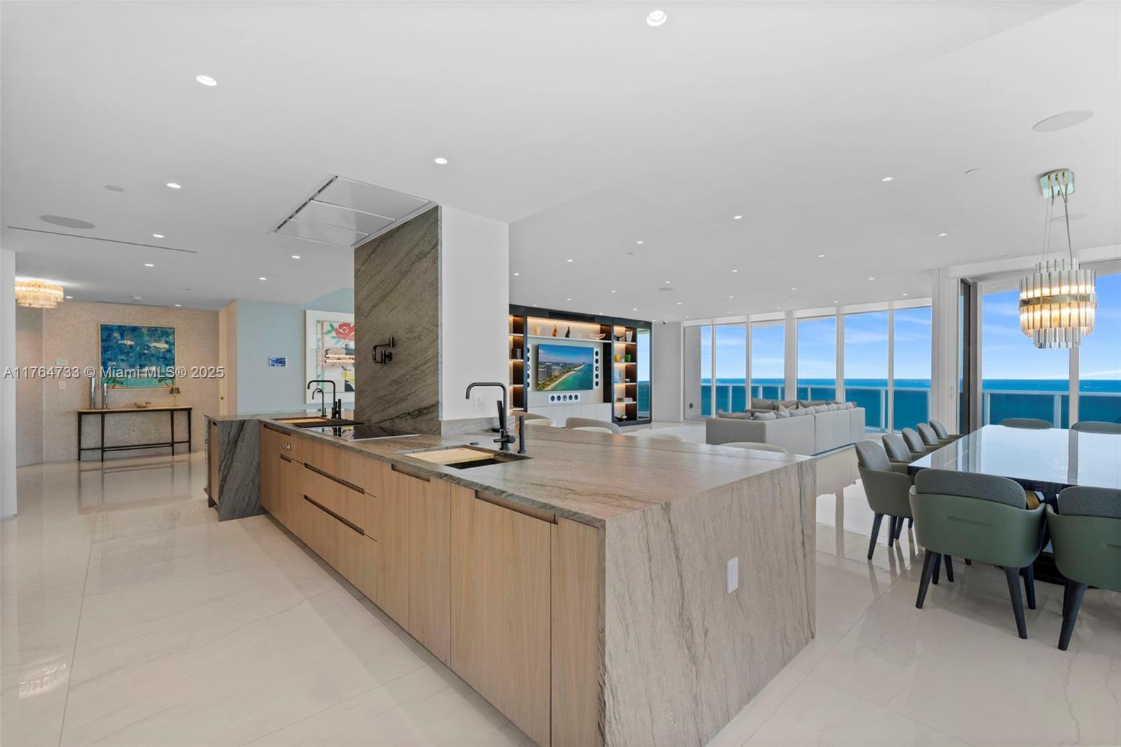 BELLINI CONDO - Residential