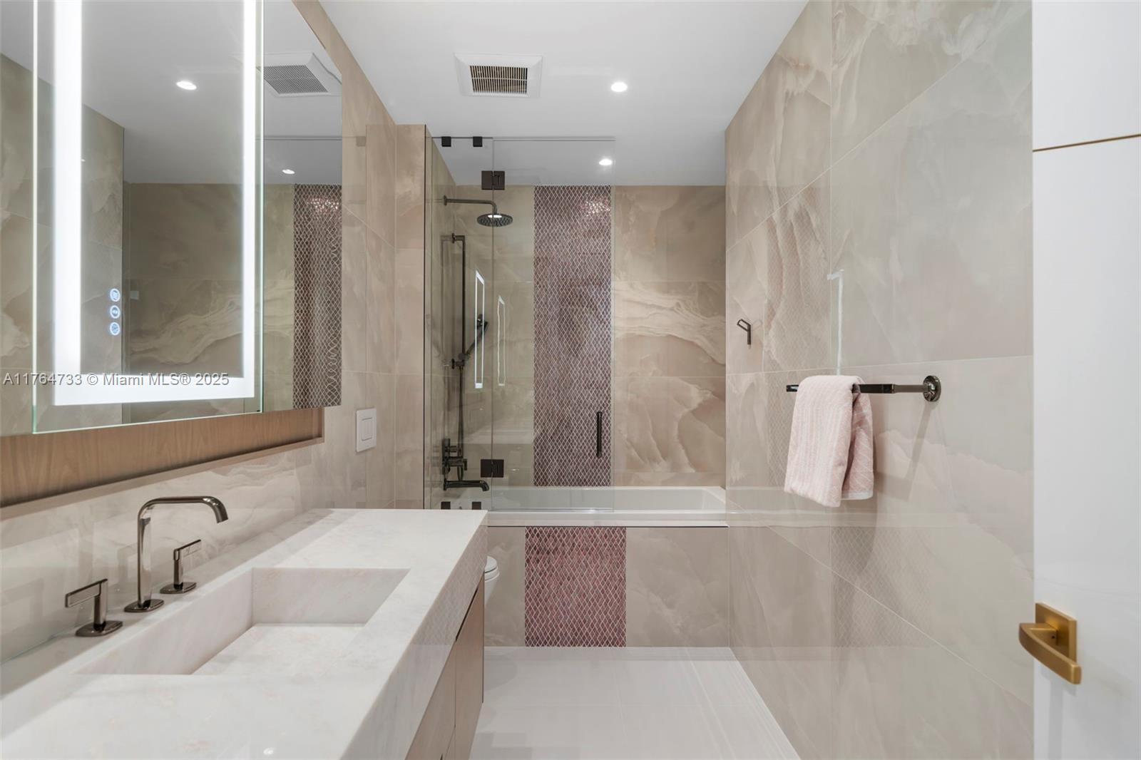 BELLINI CONDO - Residential