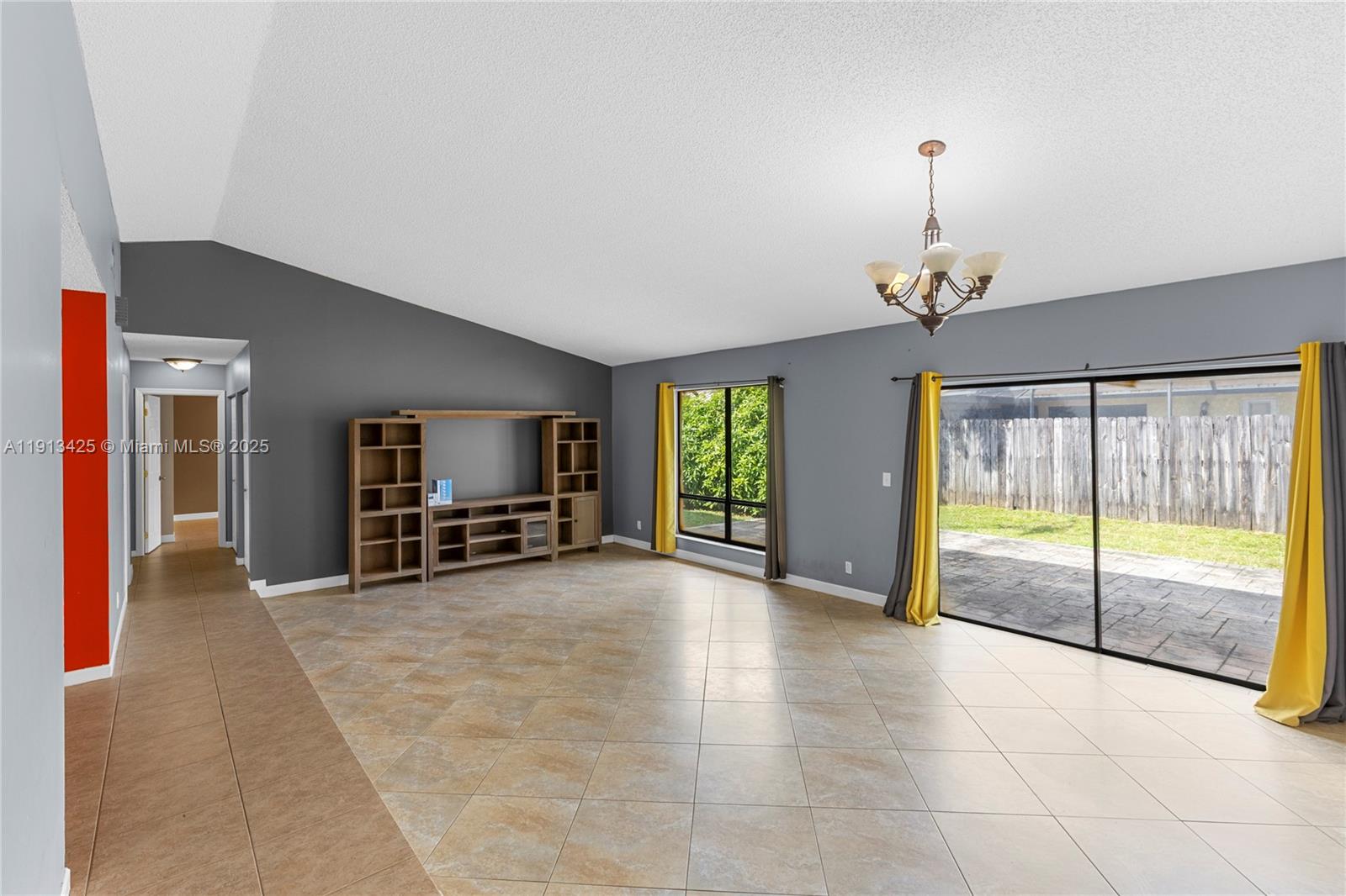 CITY OF LAUDERHILL SEC TH - Residential Lease