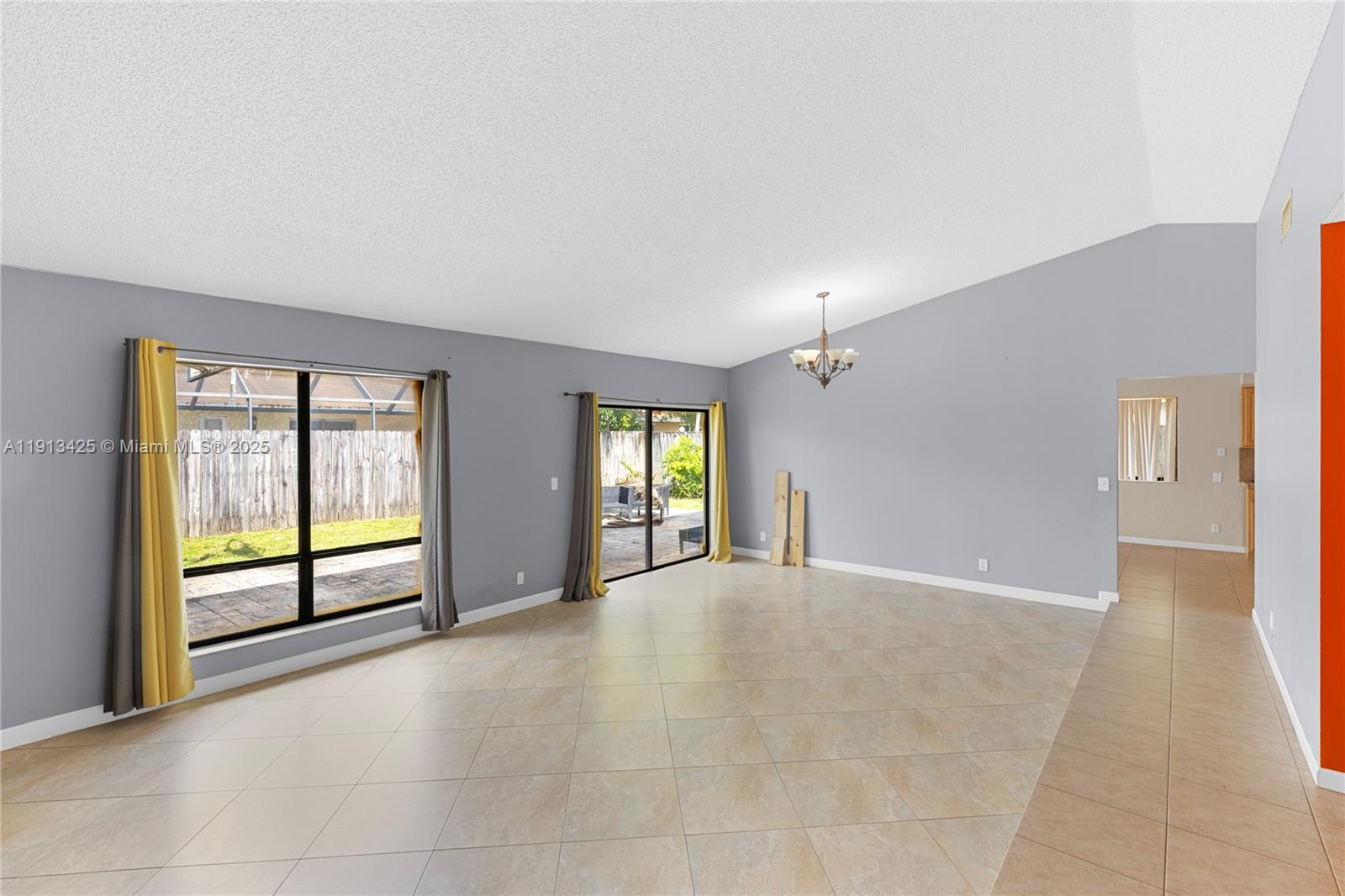 CITY OF LAUDERHILL SEC TH - Residential Lease