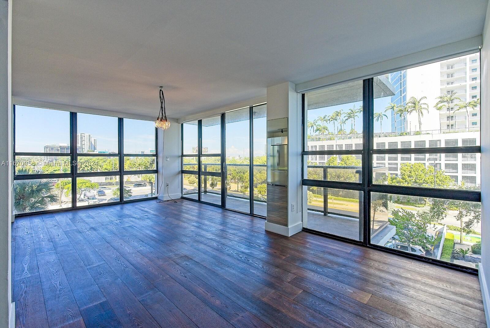 600 Ne 36th St 423, Miami, Broward County, Florida - 1 Bedrooms  
2 Bathrooms - 