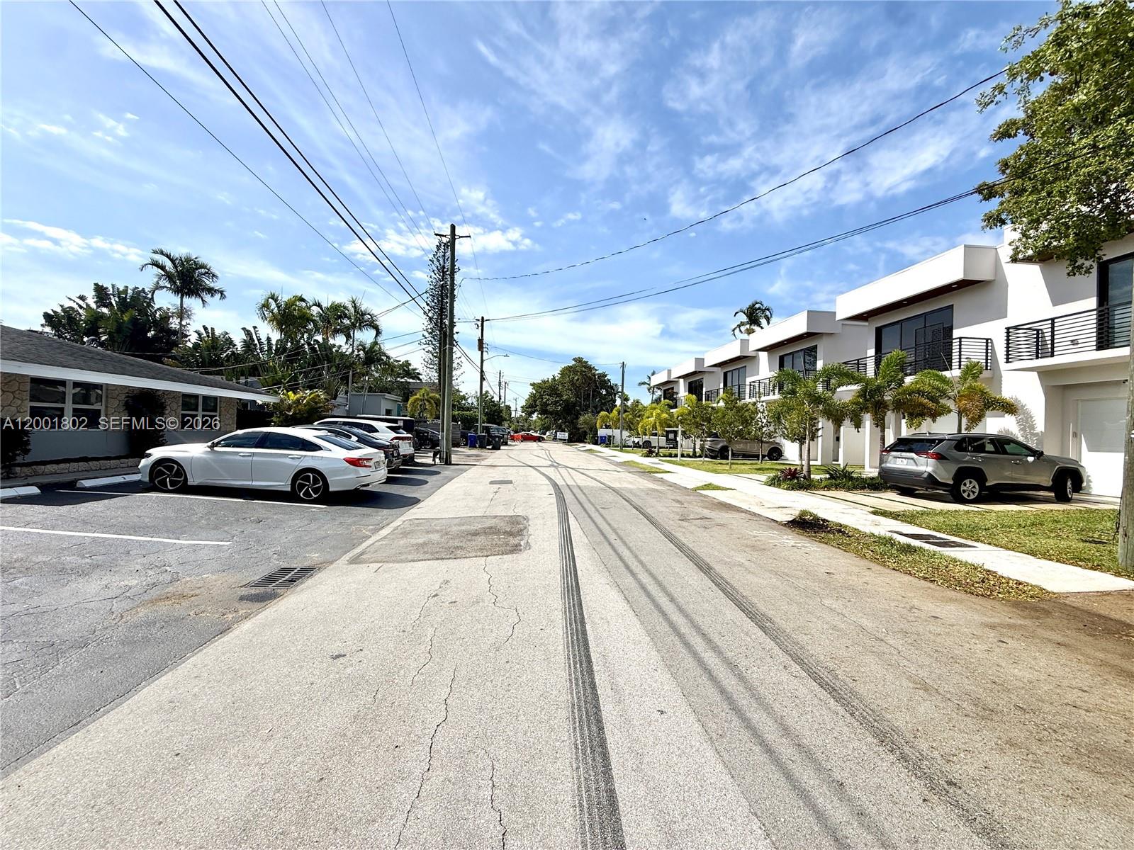 17TH TERRACE CONDOMINIUM - Residential Lease