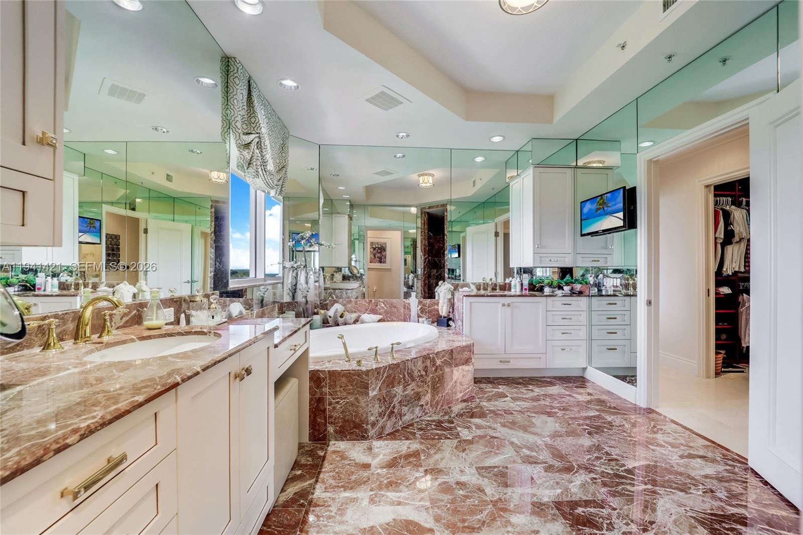 SIENA AT DEERING BAY COND - Residential Lease