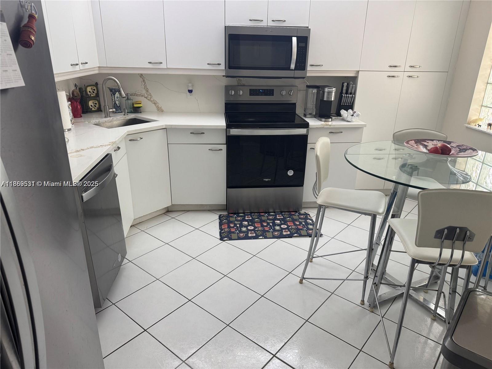 PLATINA /GIARDINO VILLAGE - Residential Lease
