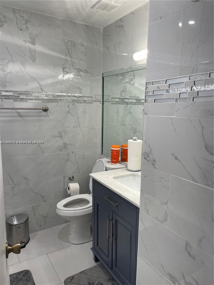 PLATINA /GIARDINO VILLAGE - Residential Lease