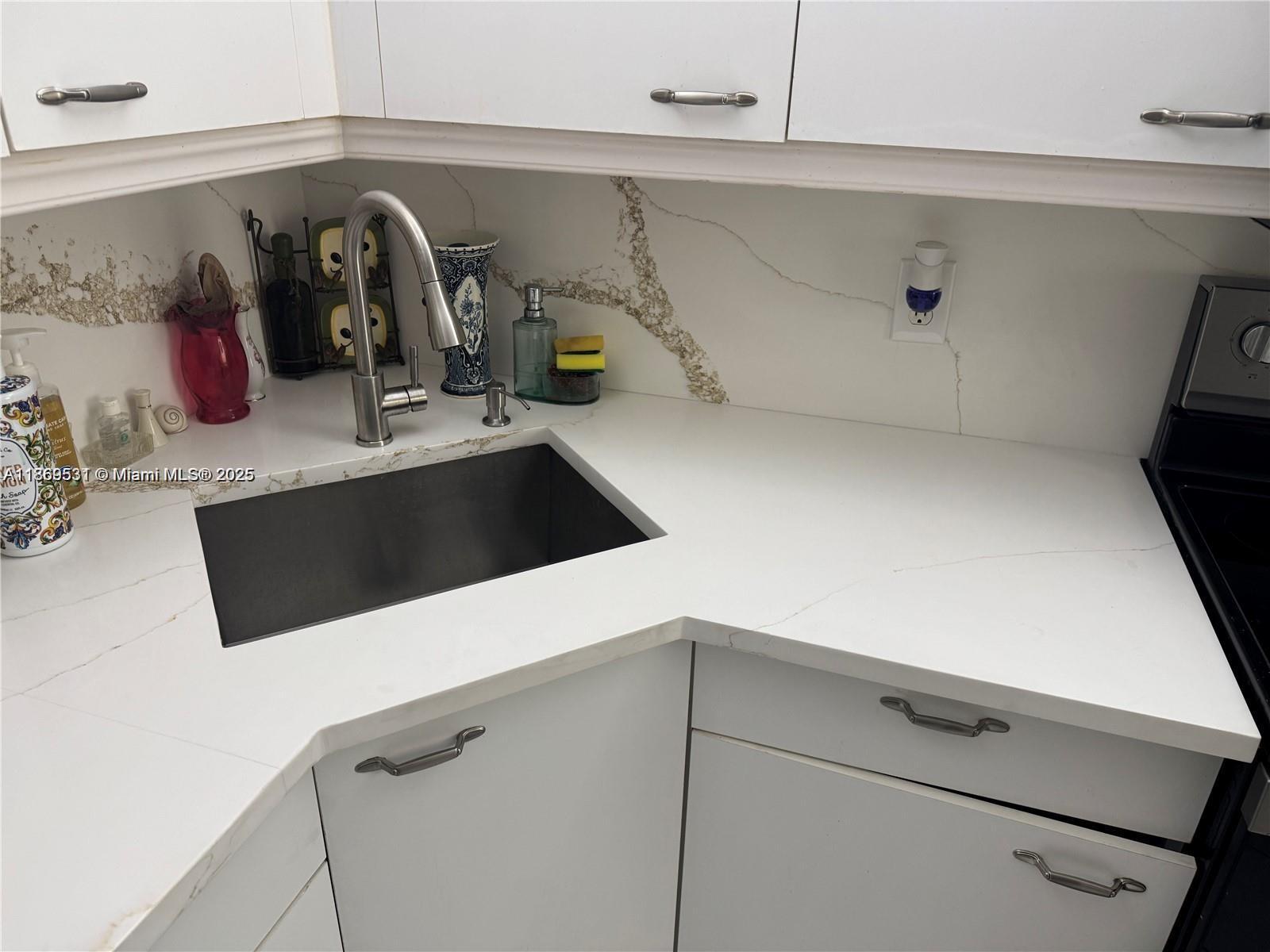 PLATINA /GIARDINO VILLAGE - Residential Lease
