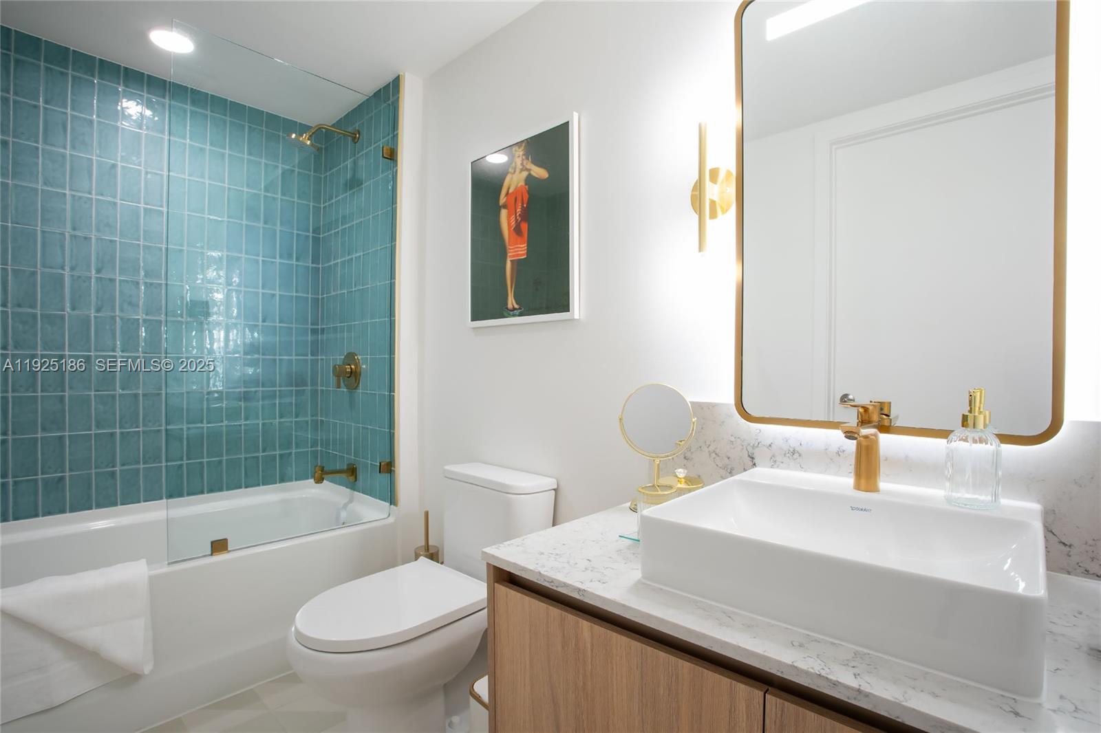 NATIIVO / GALE RESIDENCES - Residential