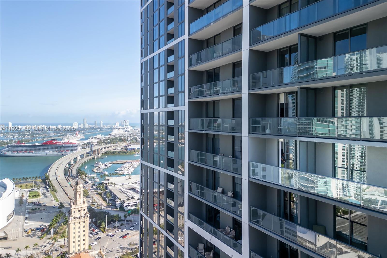 NATIIVO / GALE RESIDENCES - Residential