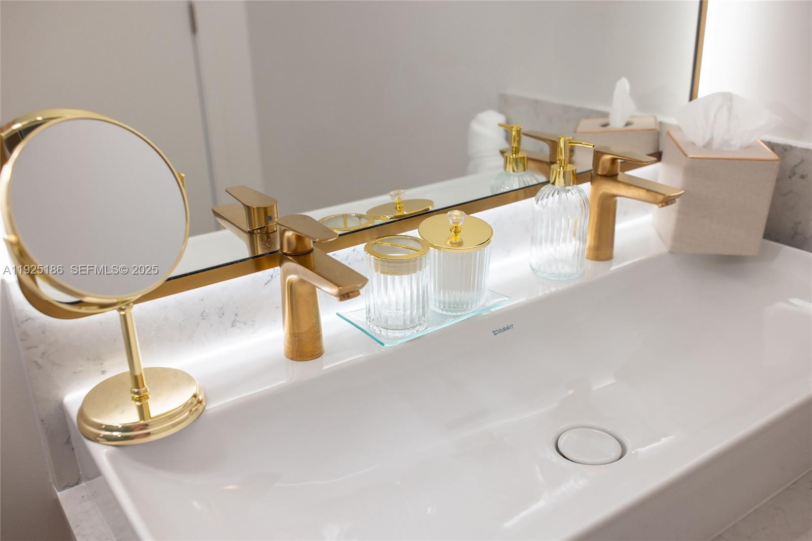 NATIIVO / GALE RESIDENCES - Residential