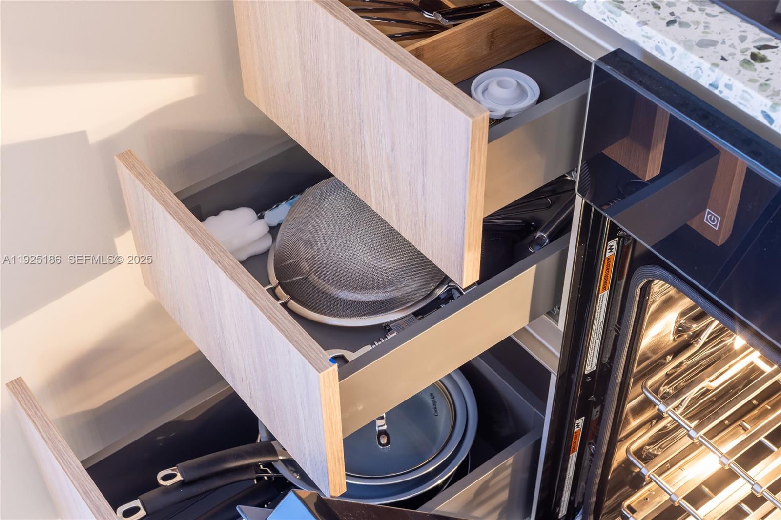 NATIIVO / GALE RESIDENCES - Residential