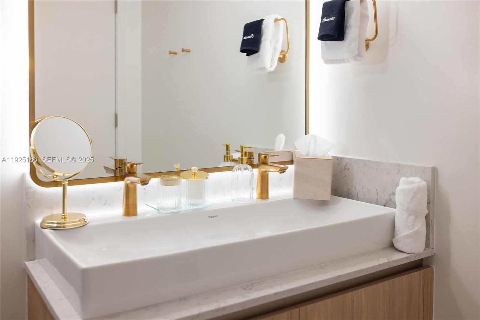 NATIIVO / GALE RESIDENCES - Residential