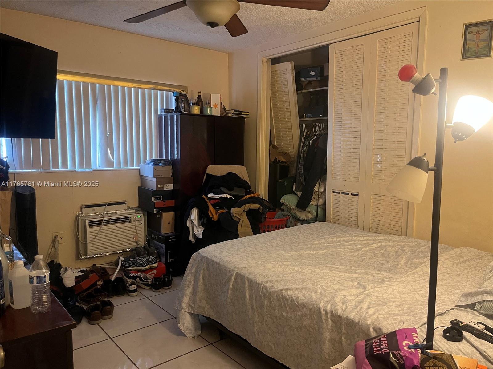 CASA-BISCAYNE CO-OP APTS - Residential