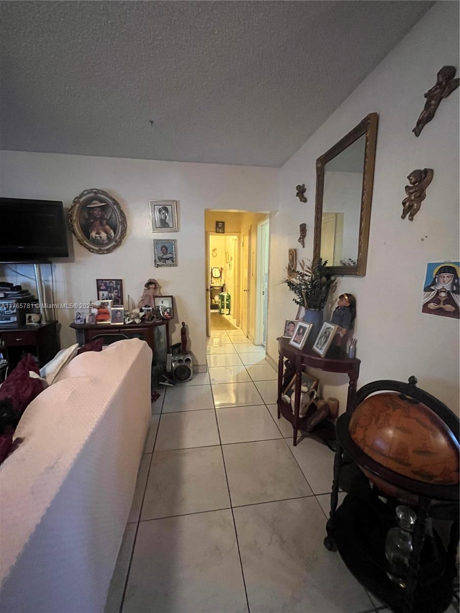 CASA-BISCAYNE CO-OP APTS - Residential