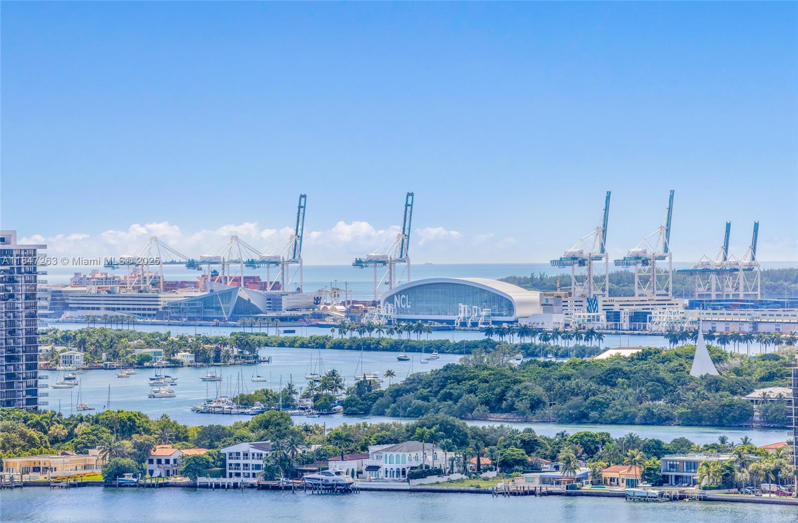 Aria Reserve Miami - Residential