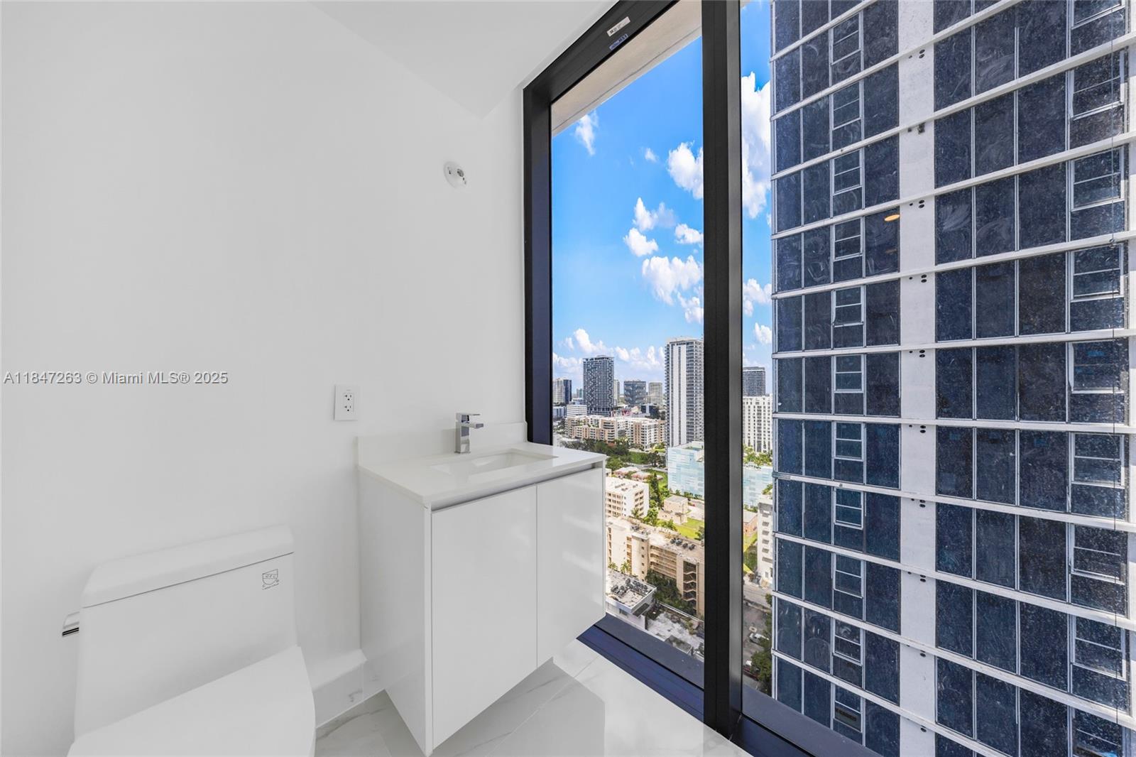 Aria Reserve Miami - Residential
