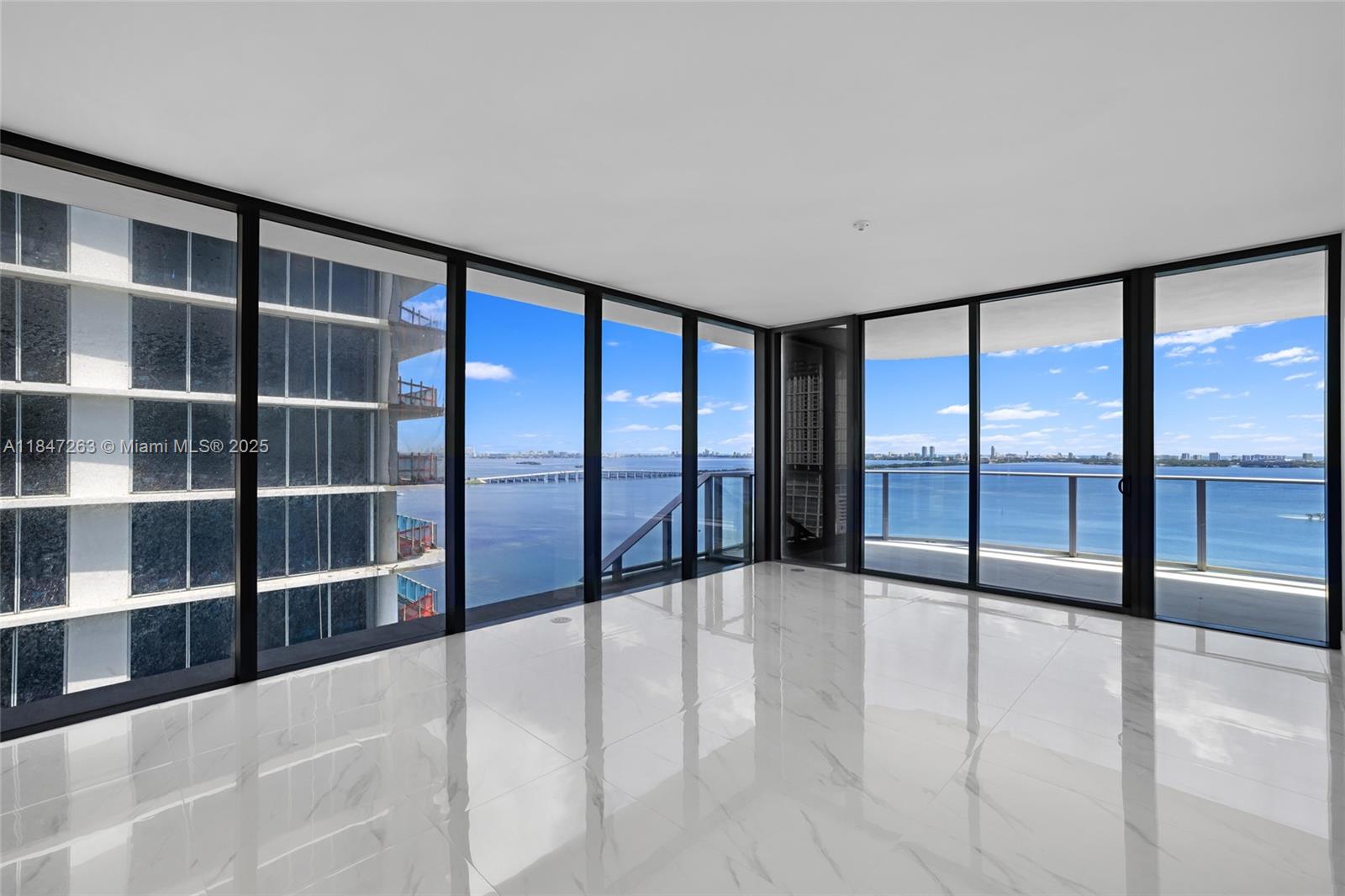 Aria Reserve Miami - Residential