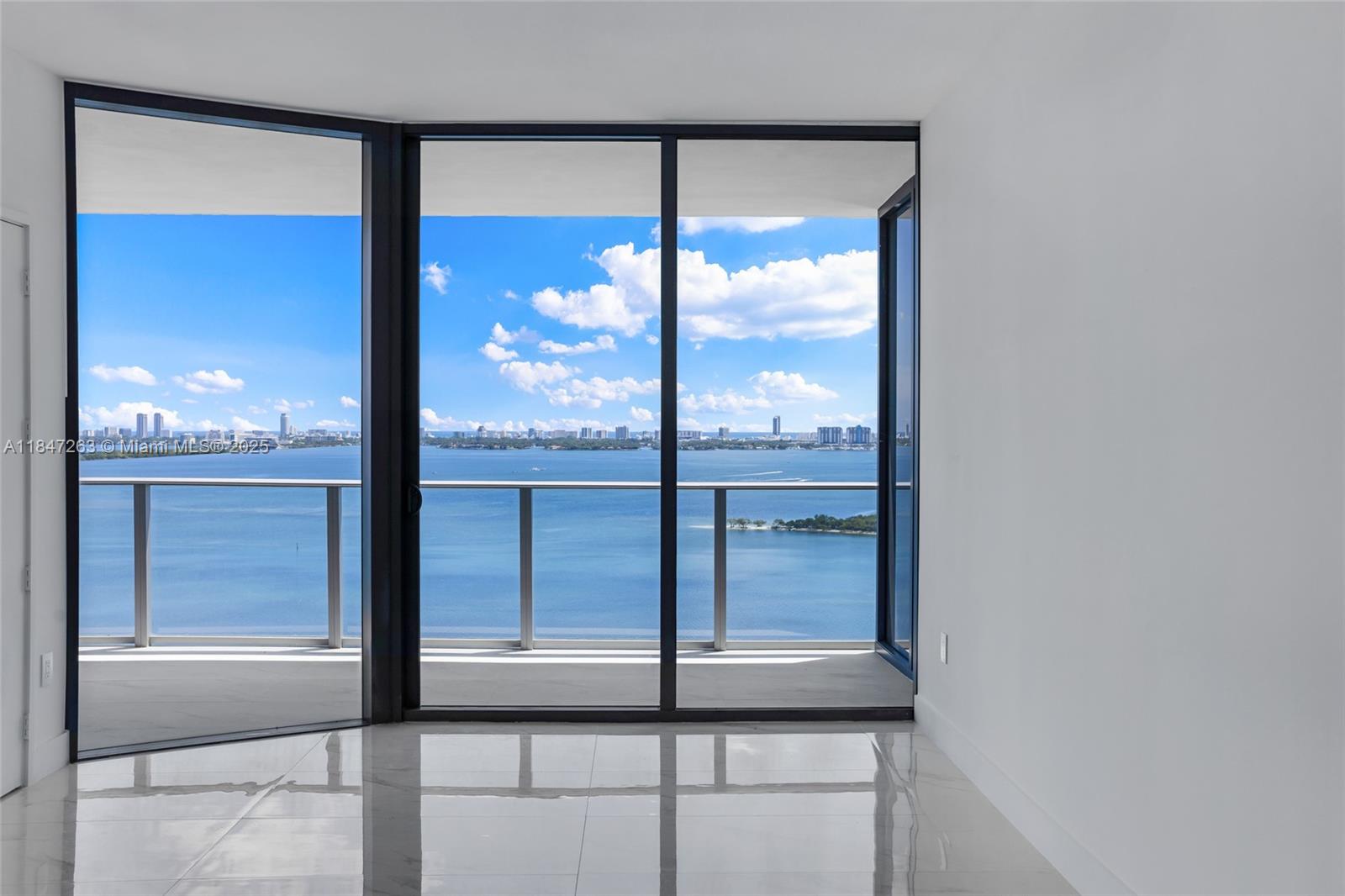 Aria Reserve Miami - Residential