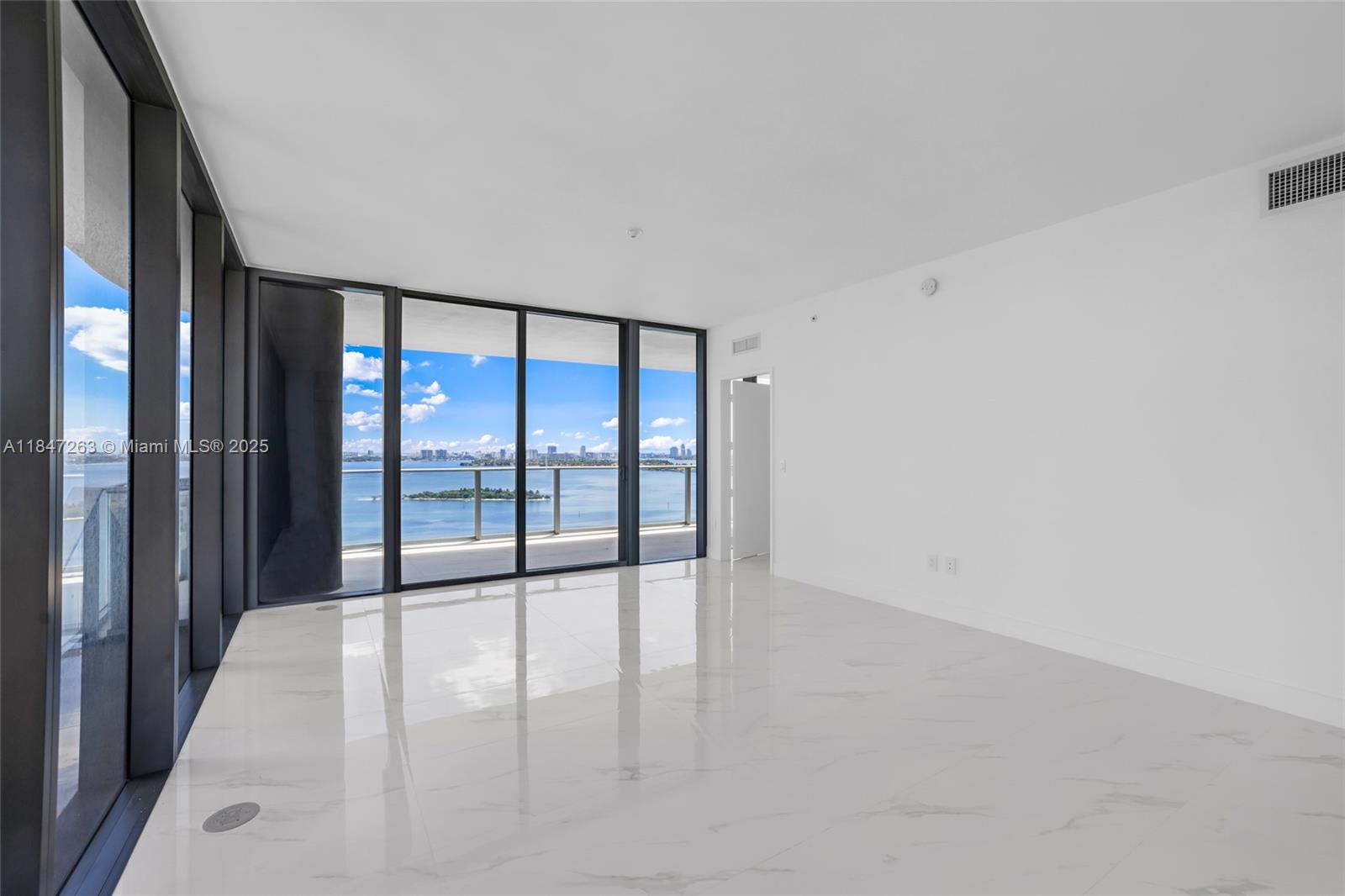 Aria Reserve Miami - Residential