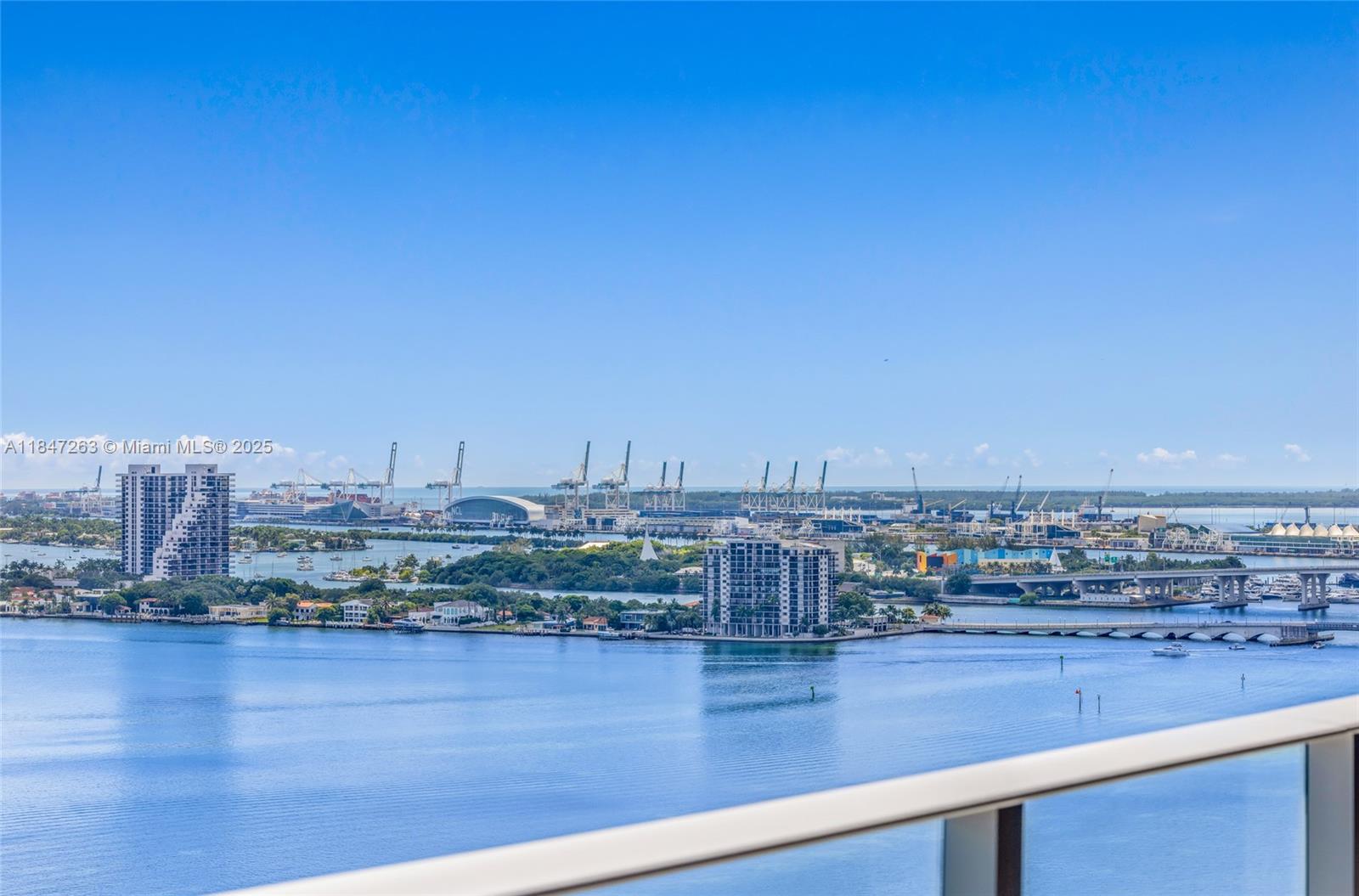 Aria Reserve Miami - Residential