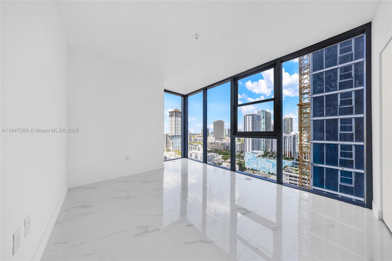 Aria Reserve Miami - Residential