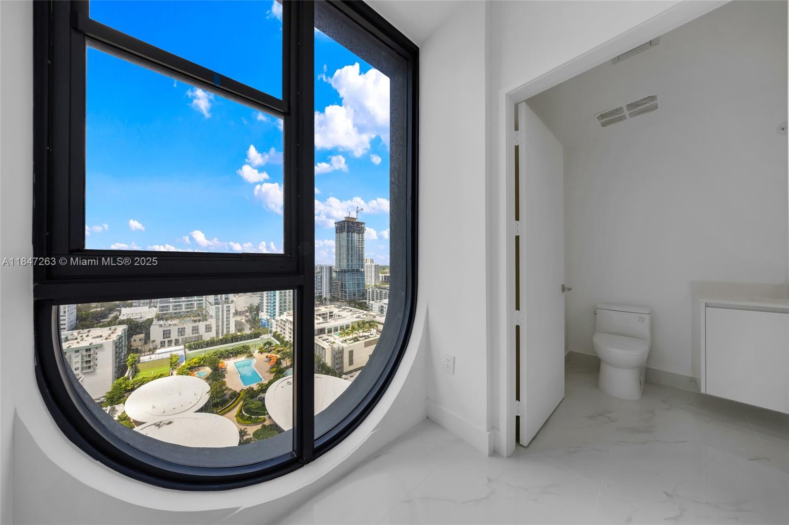 Aria Reserve Miami - Residential