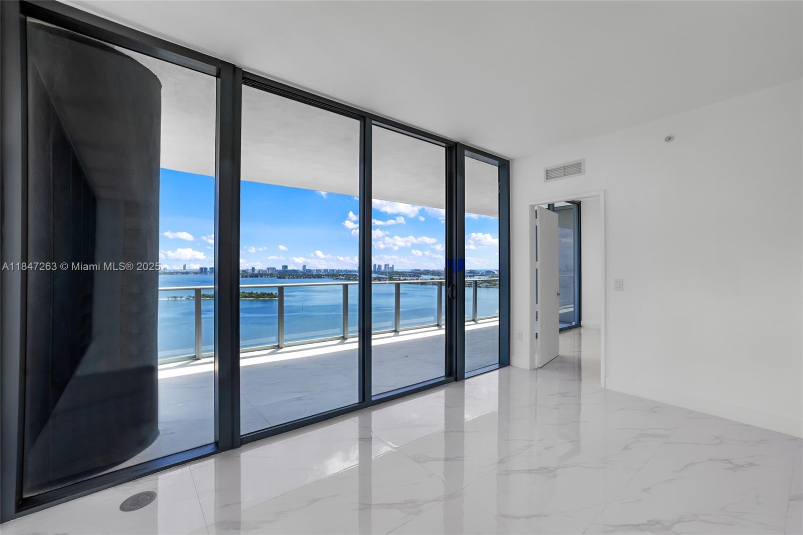 Aria Reserve Miami - Residential