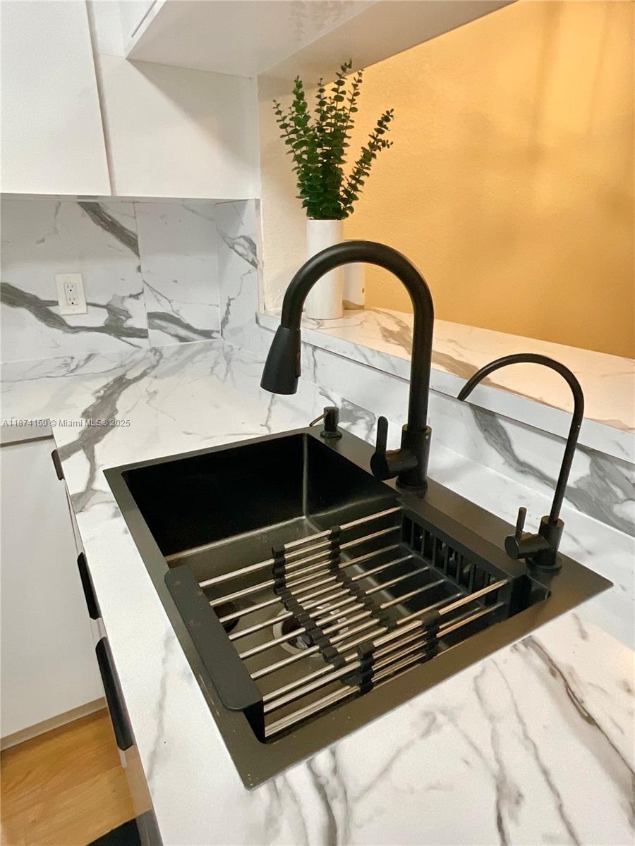 BUCKINGHAM EAST AT CENTUR - Residential Lease