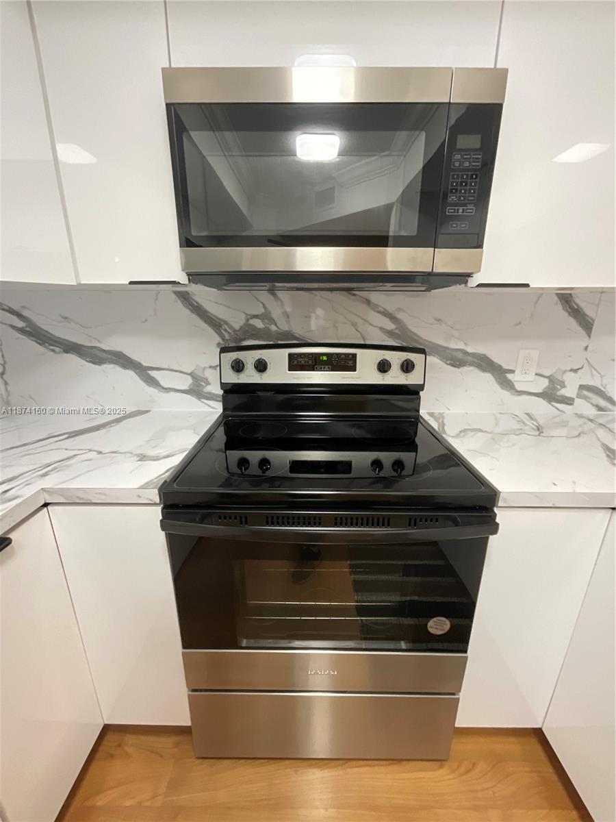 BUCKINGHAM EAST AT CENTUR - Residential Lease