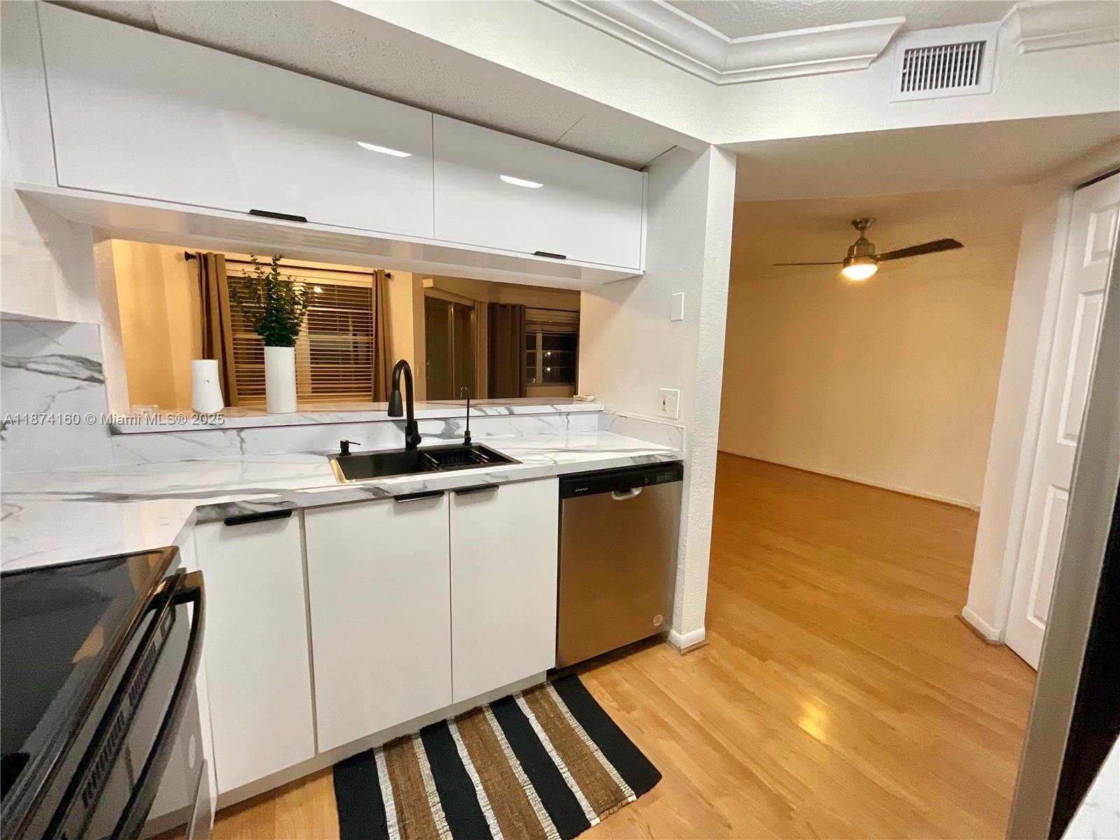 BUCKINGHAM EAST AT CENTUR - Residential Lease