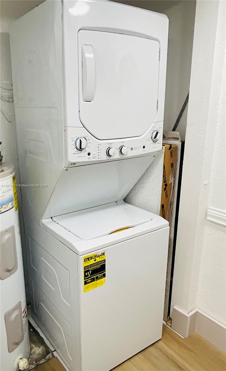 BUCKINGHAM EAST AT CENTUR - Residential Lease