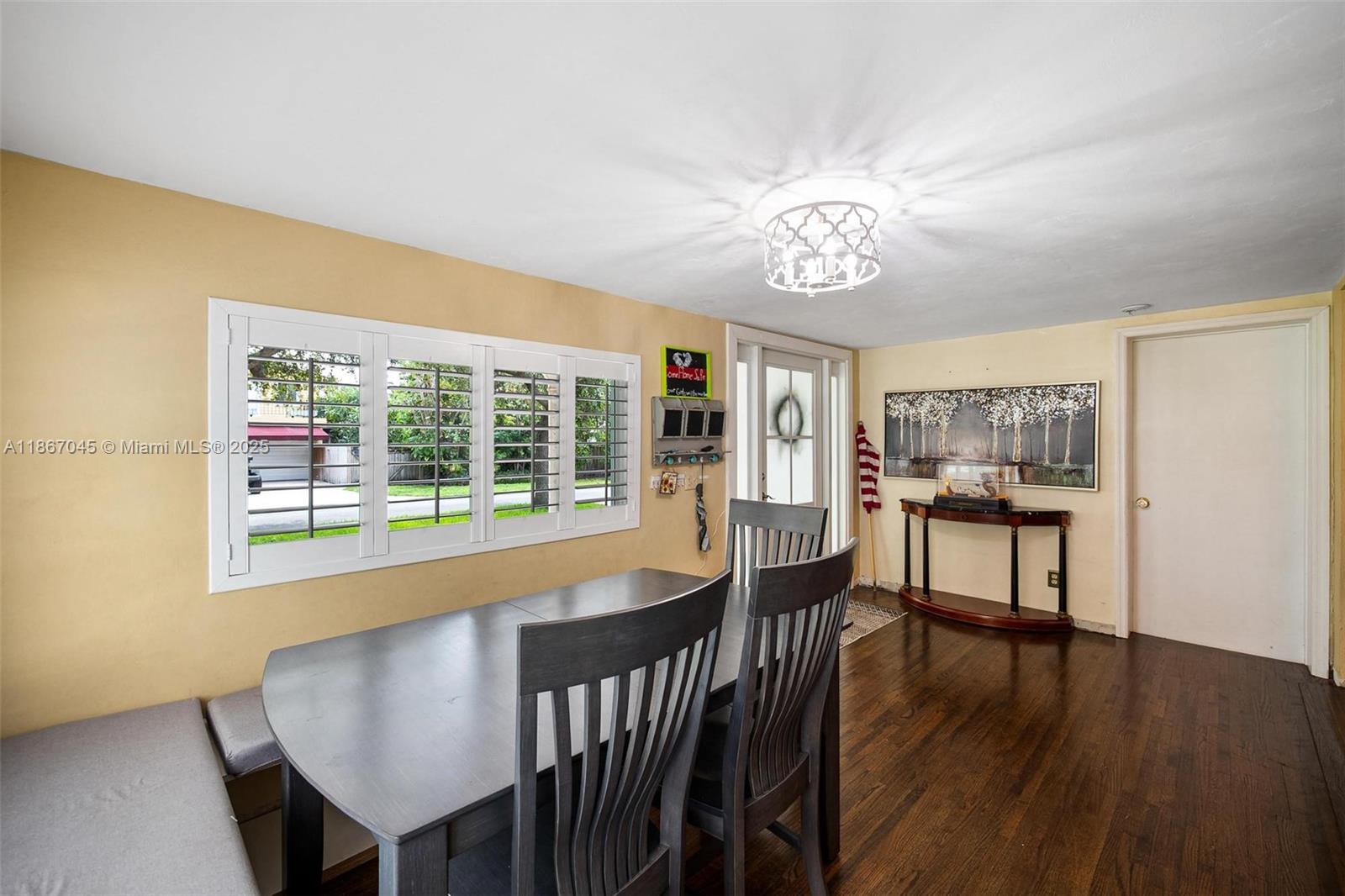 KENT ESTATES - Residential