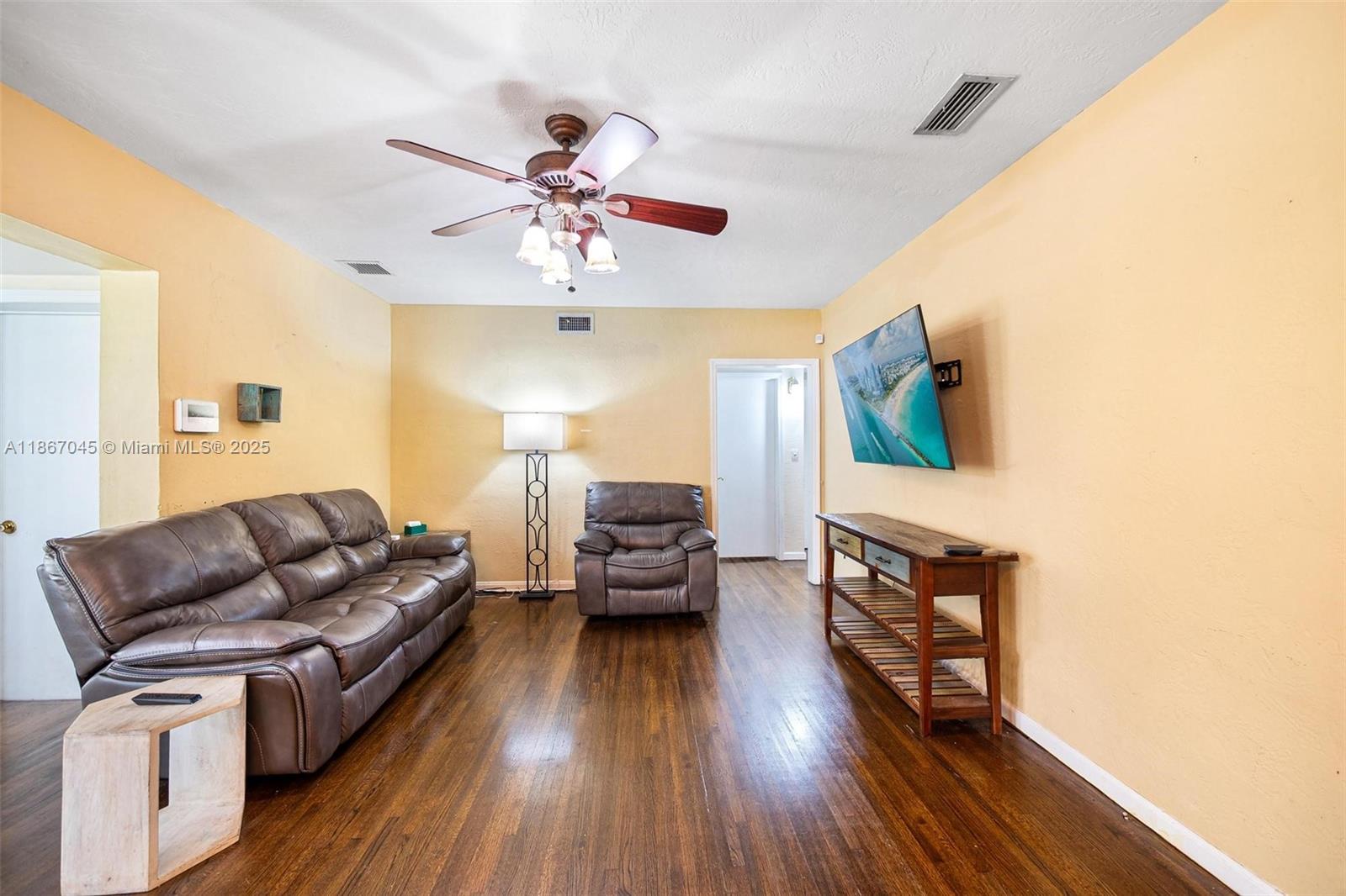 KENT ESTATES - Residential