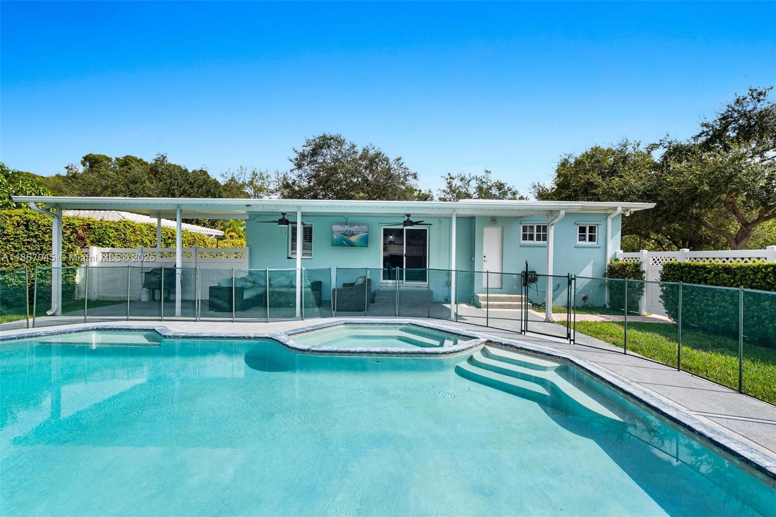 KENT ESTATES - Residential