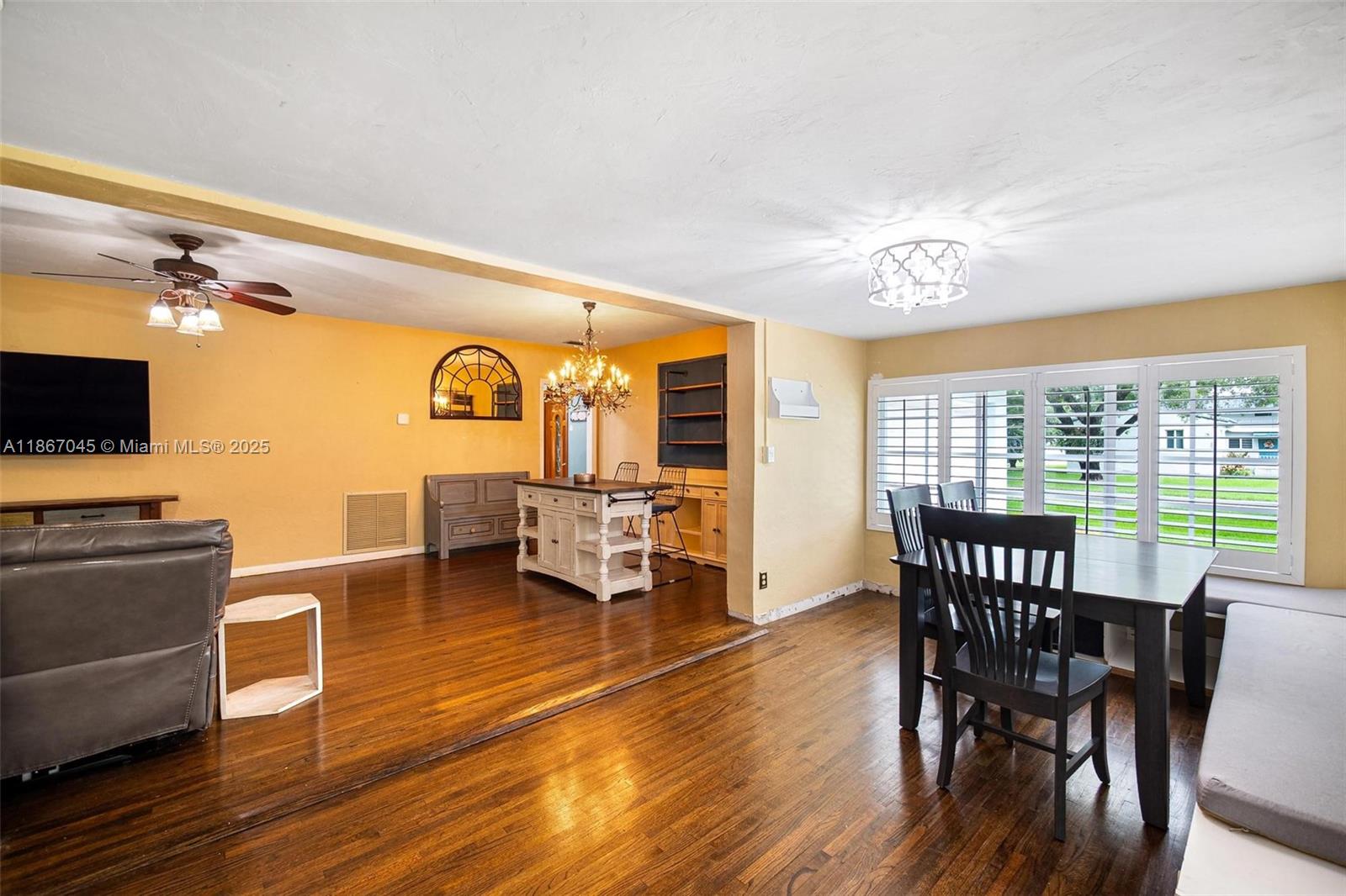 KENT ESTATES - Residential