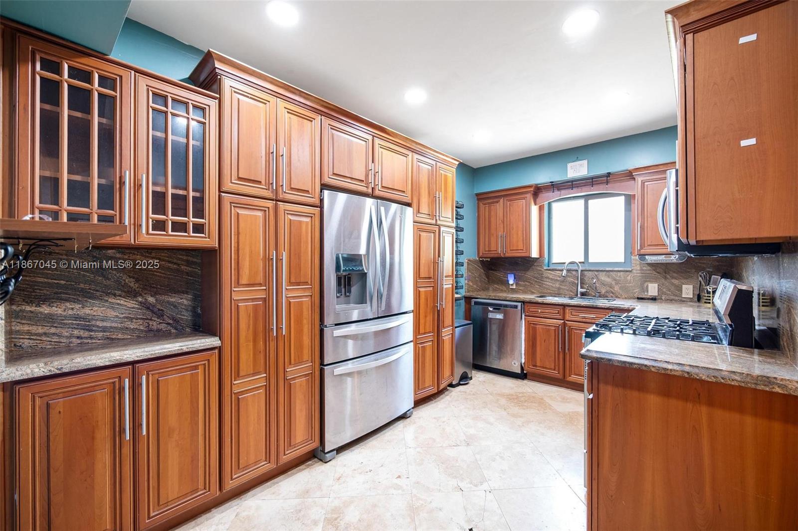 KENT ESTATES - Residential