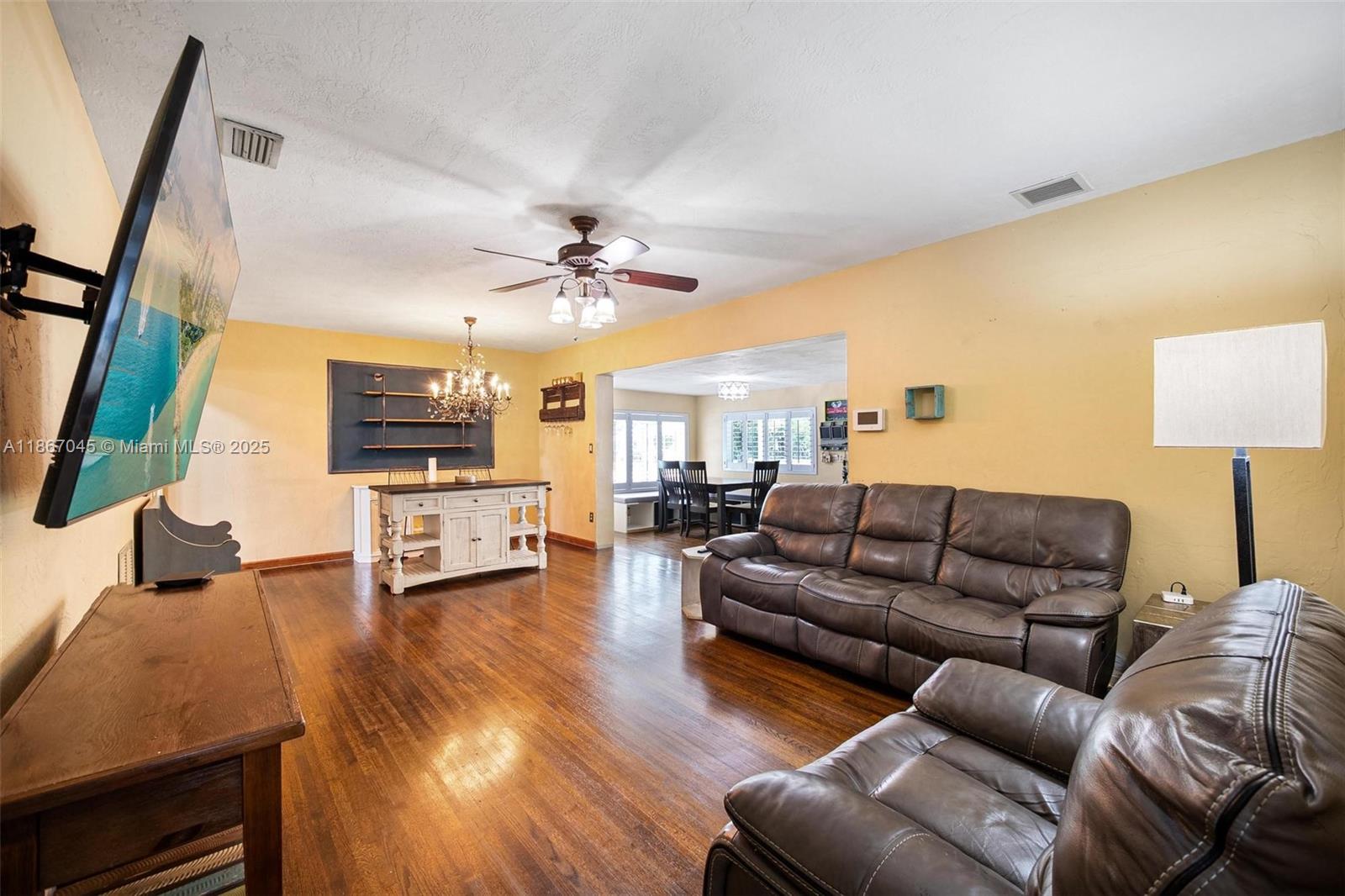 KENT ESTATES - Residential