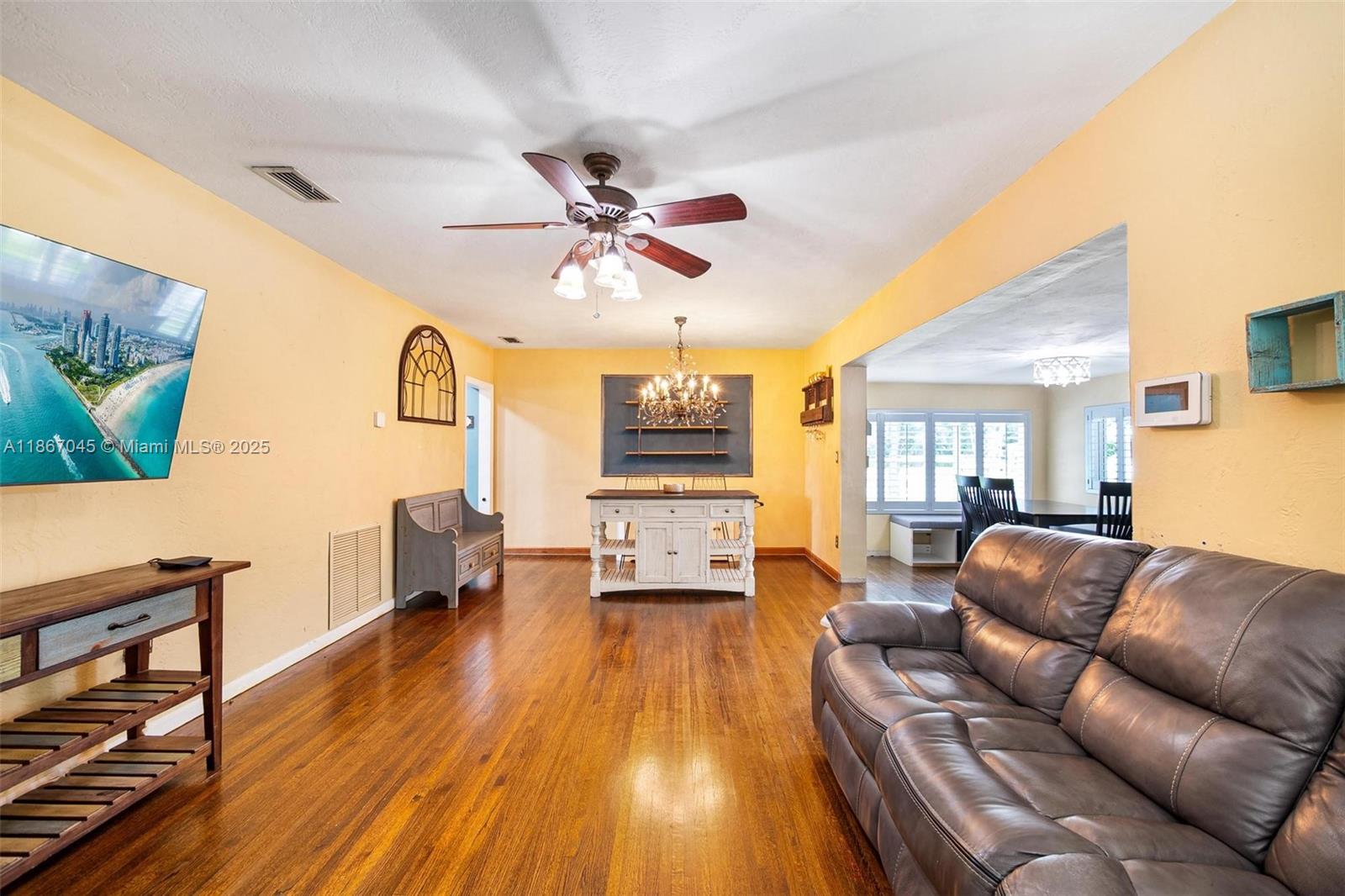 KENT ESTATES - Residential