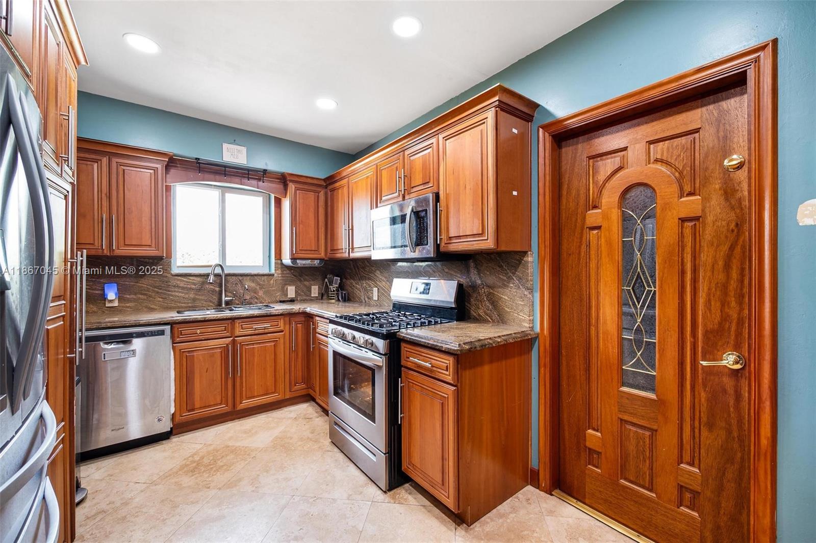 KENT ESTATES - Residential