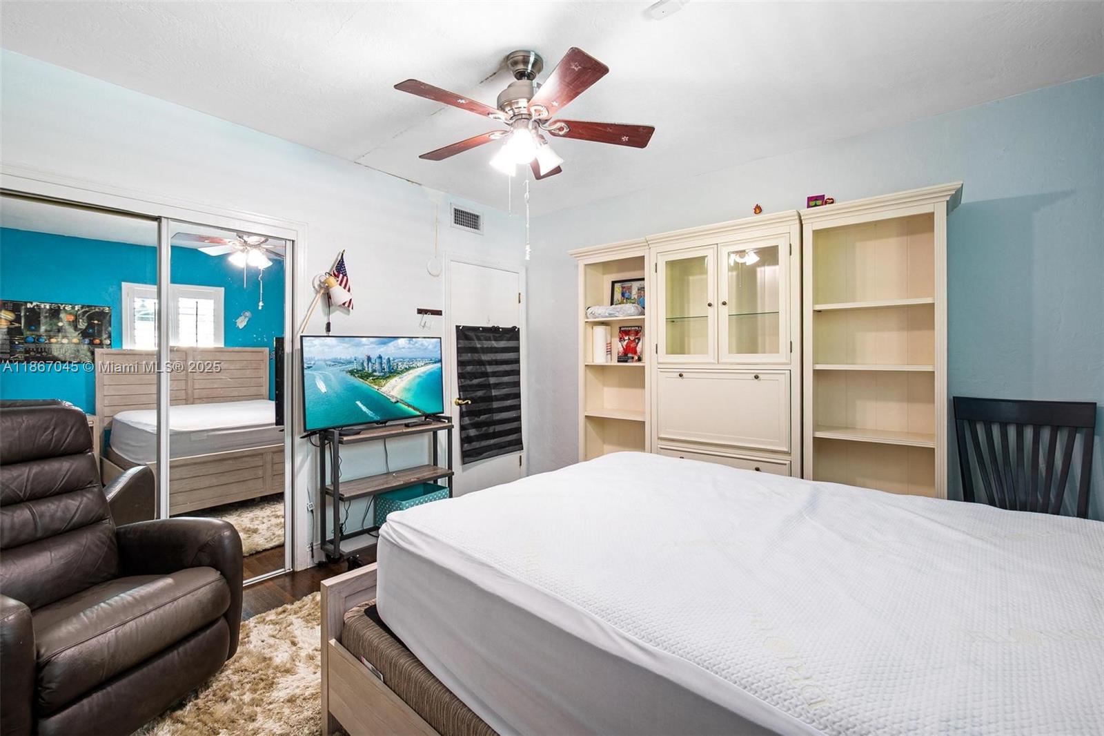 KENT ESTATES - Residential