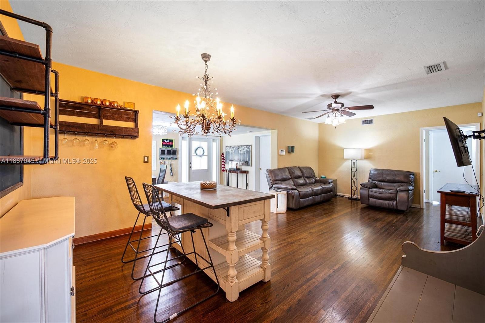 KENT ESTATES - Residential