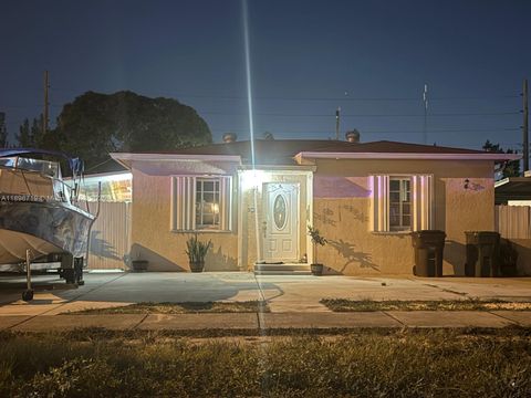 317 E 20th St Hialeah FL 33010
