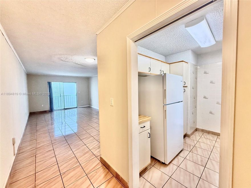 LOCATION, LOCATION !!!!! Spacious 2 BD / 1BA in the heart of Miami. Property is close to Brickell, Downtown, Midtown, design District, Coral Gables, Coconut Grove and Miami International Airport, easy access to major highways I - 95 and SR 112. Ready to move.