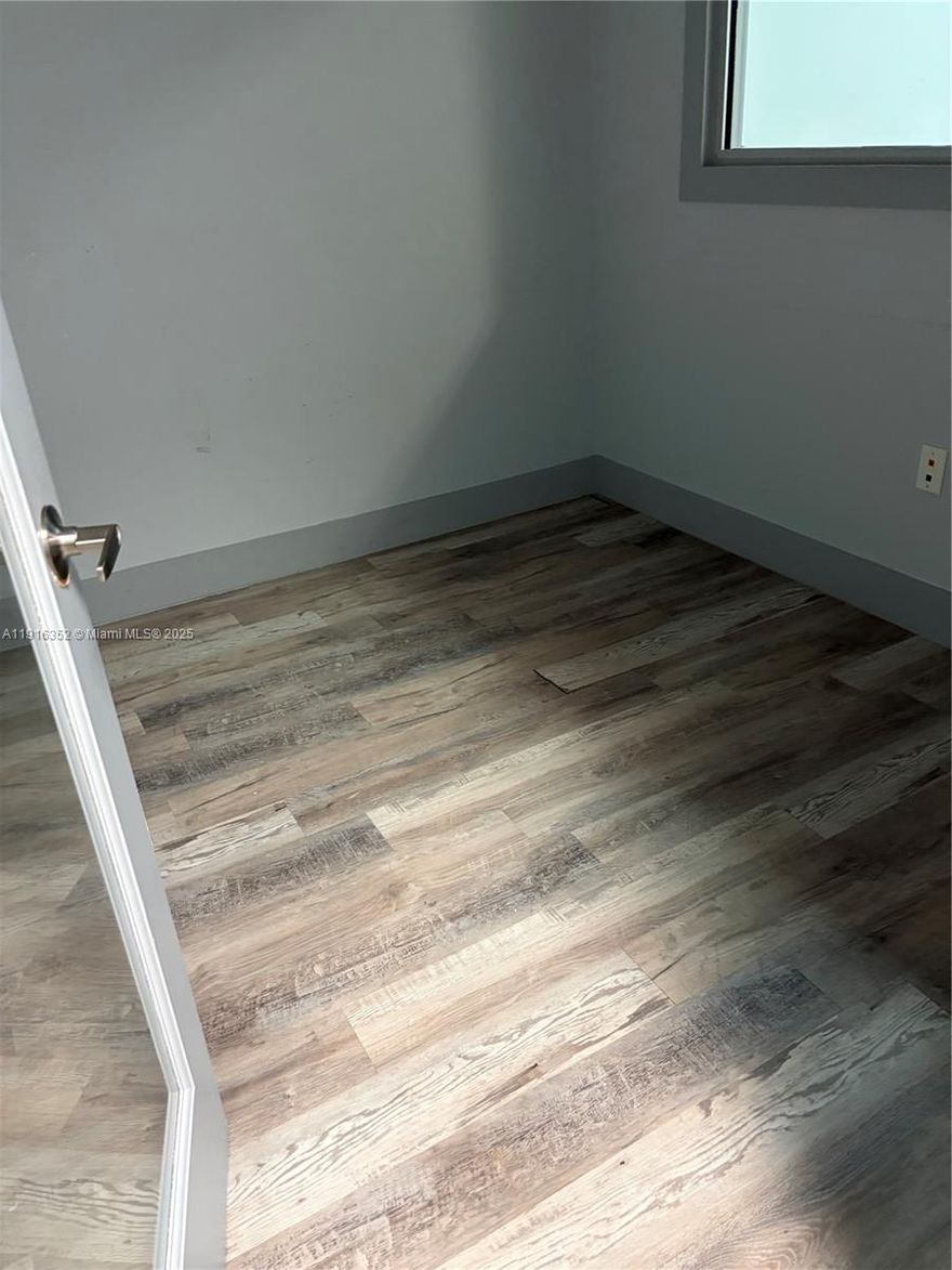 SPACE # 106 IS REMODELED, NEW BATHROOM, FLOORS,ETC OPEN SPACE WITH LARGE WHITE CERAMIC FLOORS, SPACE 107 IS ALSO REMODELED, NEW PARTITIONS AND HARDWOOD FLOORS.
111B IS A  SMALLER  SPACE FOR $900. THIS STRIP STORE MALL WAS RECENTLY PAINTED AND HAS PASSED ALLMIAMI-DADE INSPECTIONS