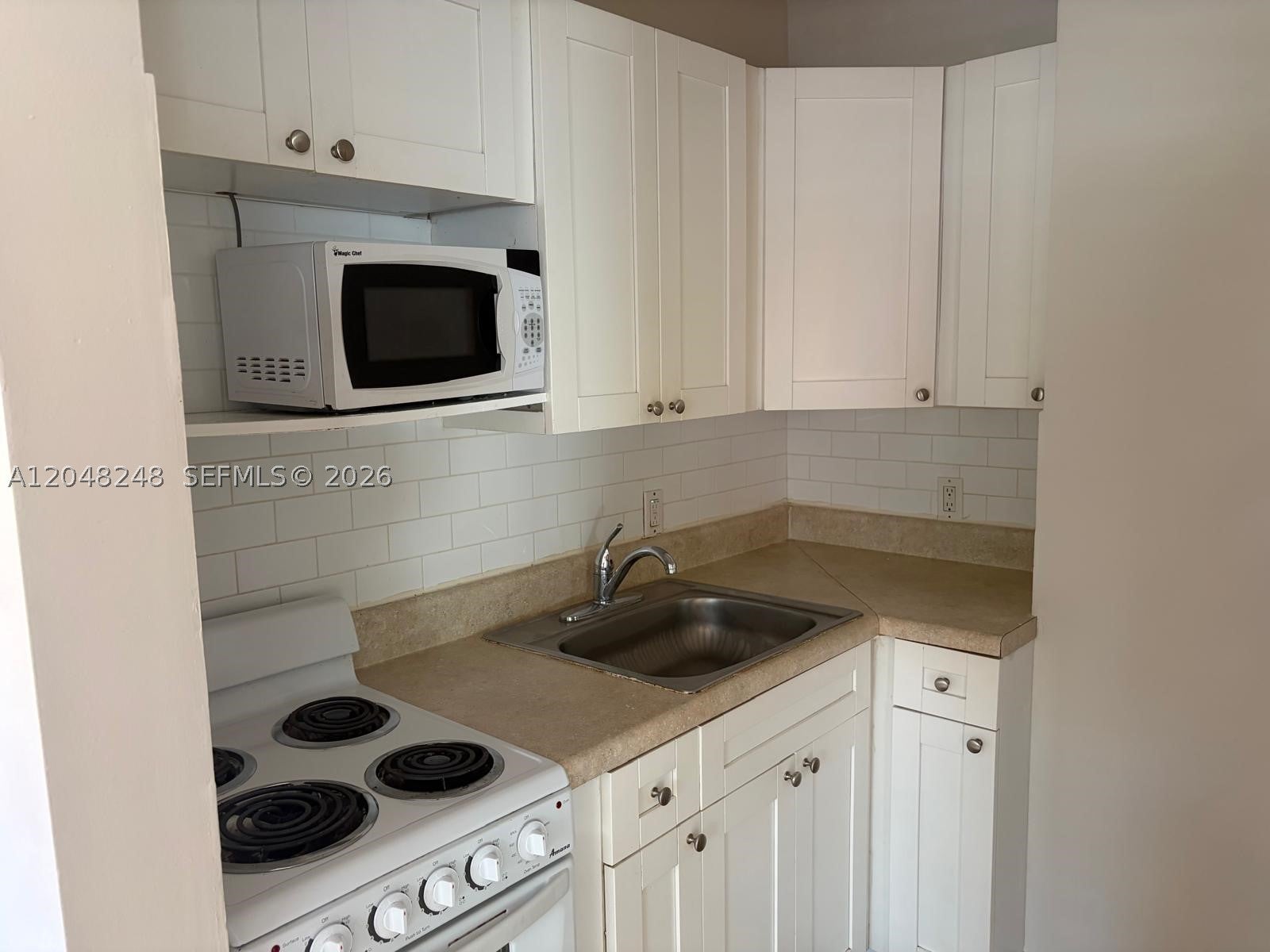 544 NE 62nd St 544-8