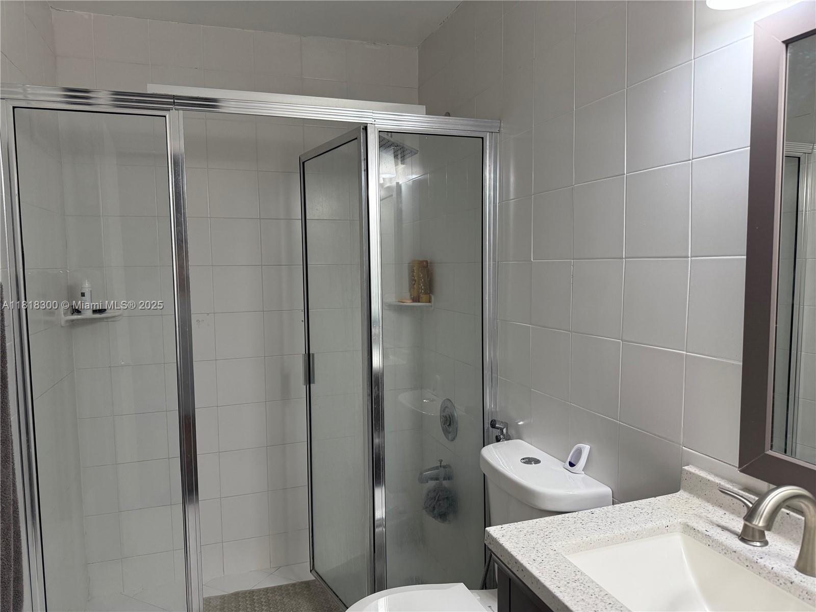 DEVON-AIRE VILLAS SEC 7 - Residential