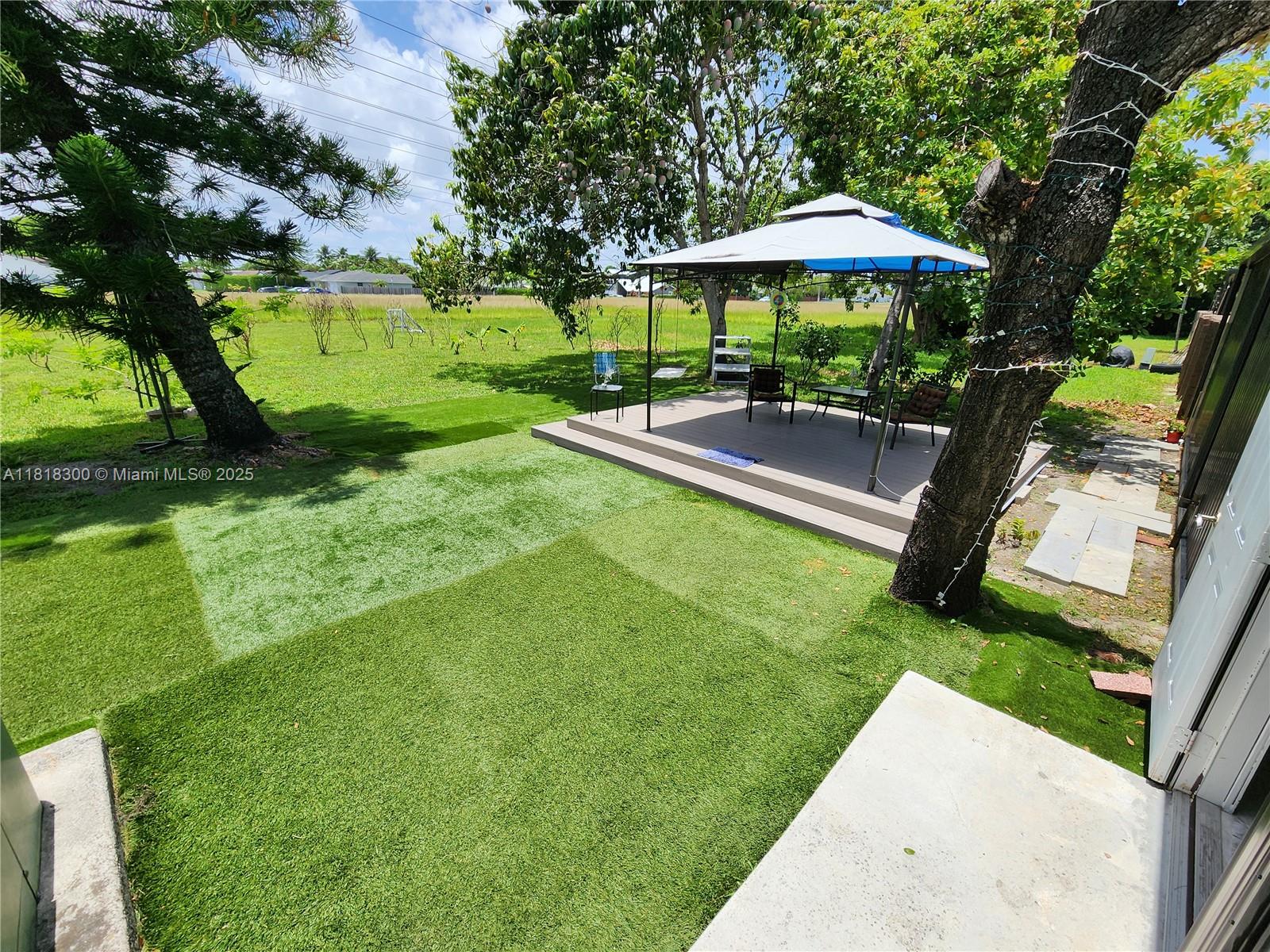 DEVON-AIRE VILLAS SEC 7 - Residential